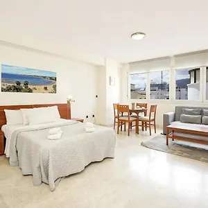 Apartamento En 1ª Línea De Playa, Centro Estepona